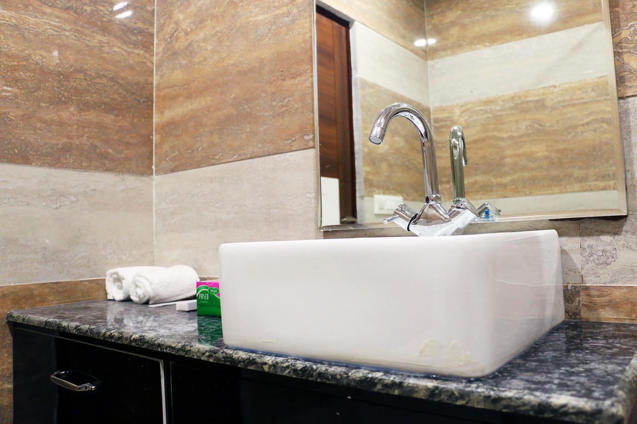 Hotel Neelam Moga Ludhiana Zewnętrze zdjęcie