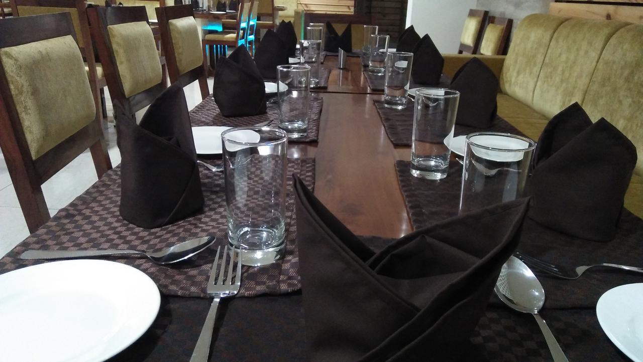 Hotel Neelam Moga Ludhiana Zewnętrze zdjęcie